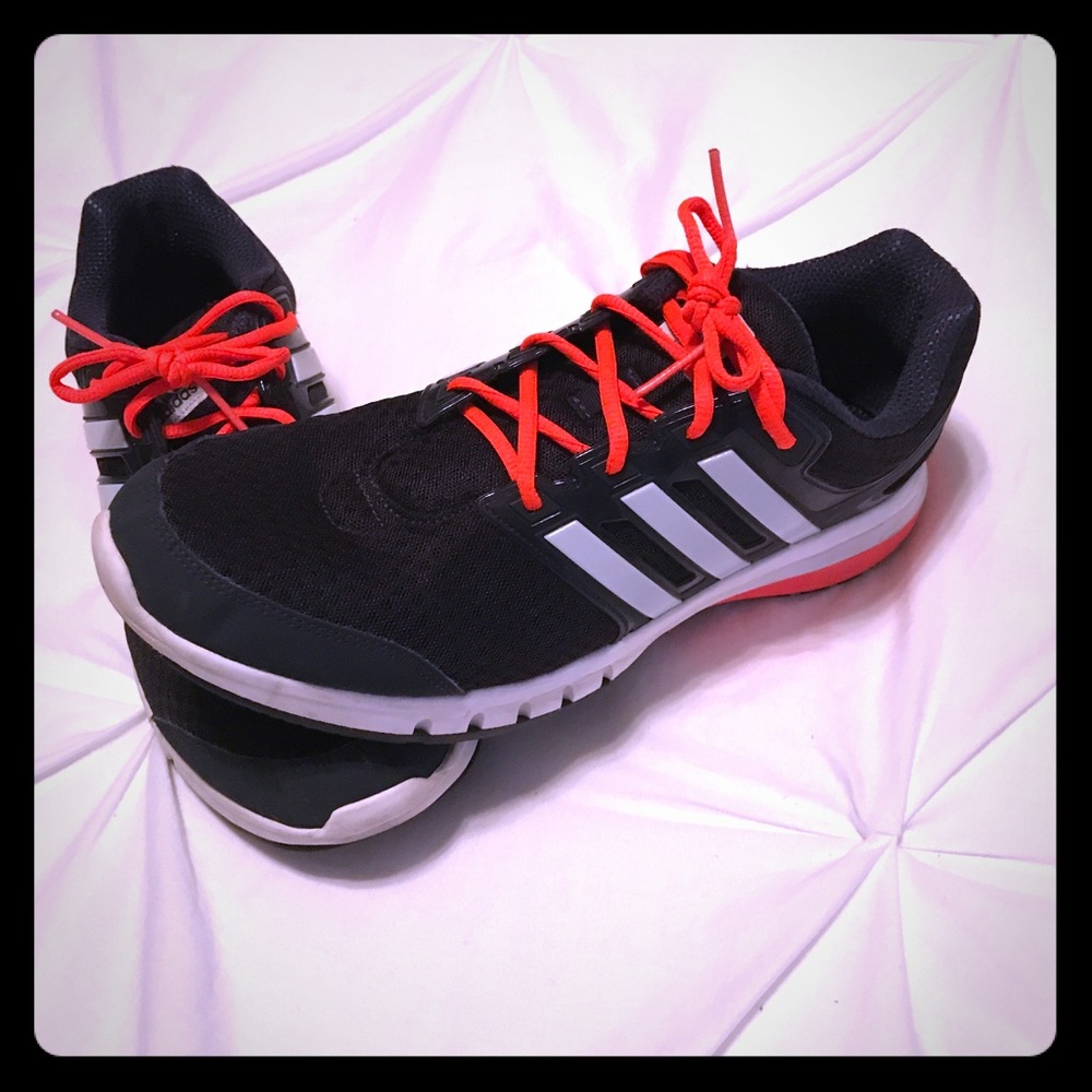 Barley used Men’s Adidas Running Shoes Size 10.5